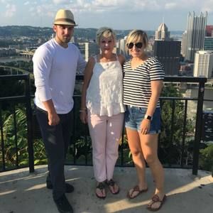 Meet your Posher, Leroy